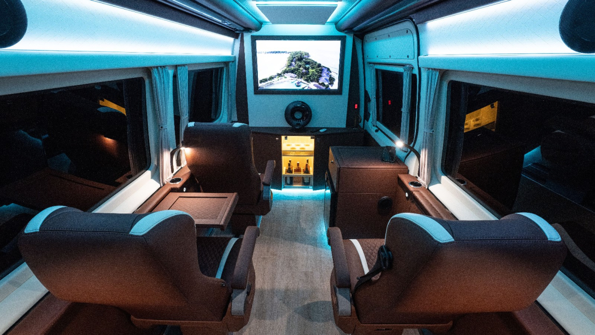 Luxe Sprinter