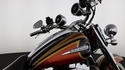 Harley Davidson Heritage Softail CVO