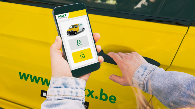 Hit the road via the app, open the vehicle with your smartphone